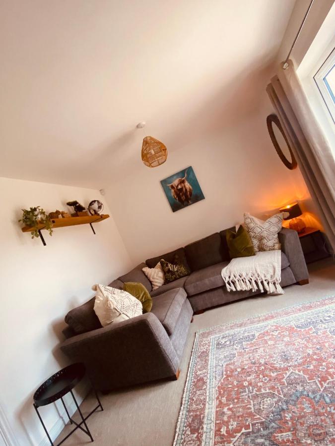 The Belfry 3 Bedrooms 2 Bathrooms Contractors & Family Higham Ferrers Eksteriør billede